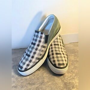 Authentic Louis Vuitton Men’s Slip-On Shoes – Size 8.5 – Made in Italy.